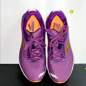 BROOKS ADRENALINE GTS 20 LADIES 8.5